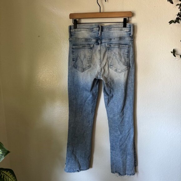 MOTHER | Love In A Boat The Insider Crop Step Fray Jeans - Picture 4 of 8